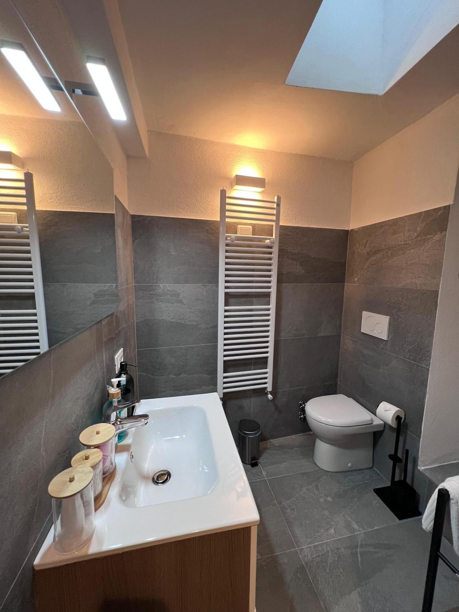 Ferienhaus Como, Jacuzzi And Private Pool Blevio