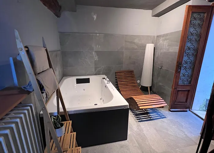 Villa Como, Jacuzzi Spa And Private Pool