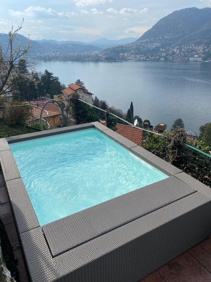Como, Jacuzzi And Private Pool Holiday home