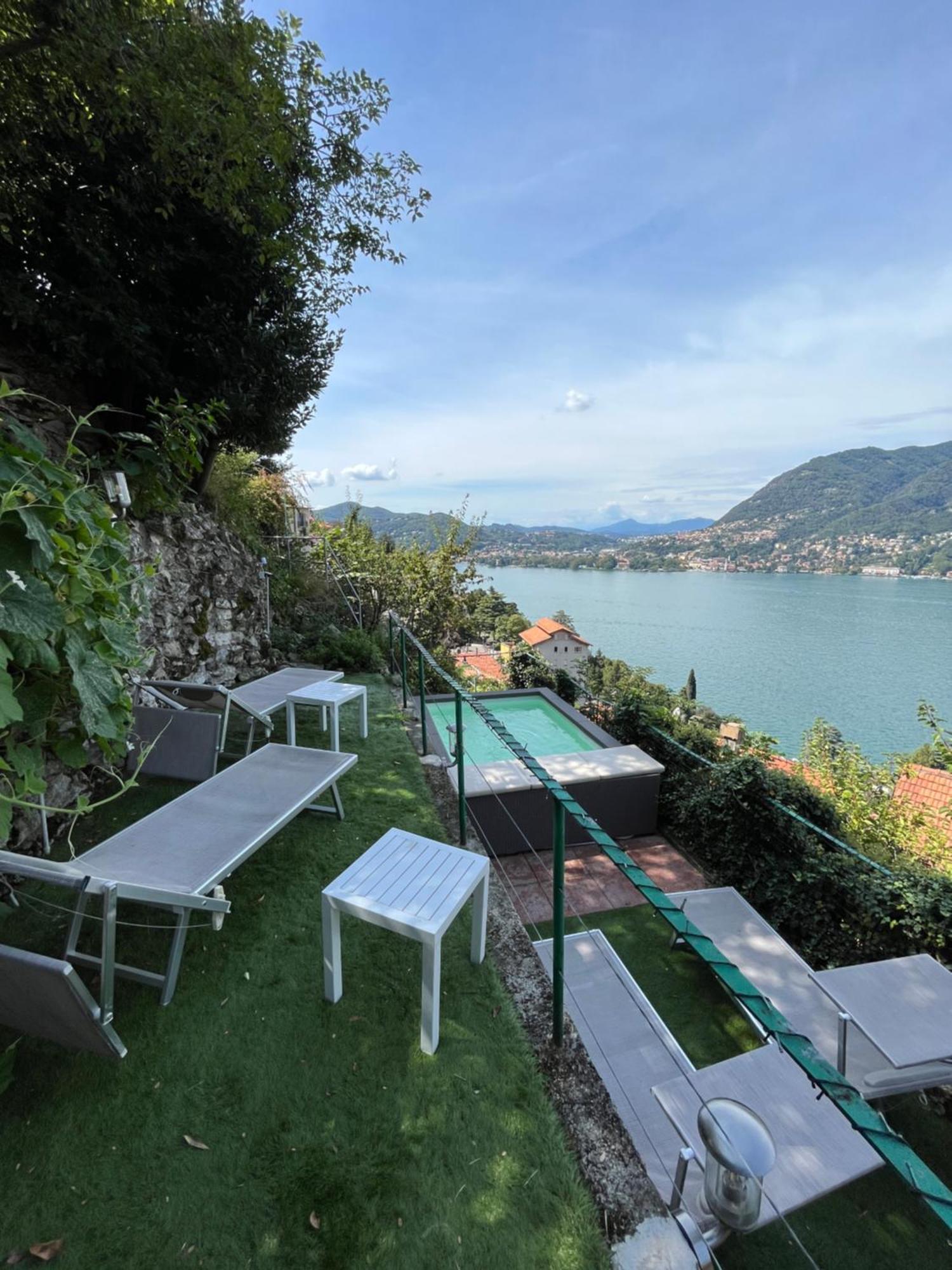Como, Jacuzzi And Private Pool Holiday home Blevio